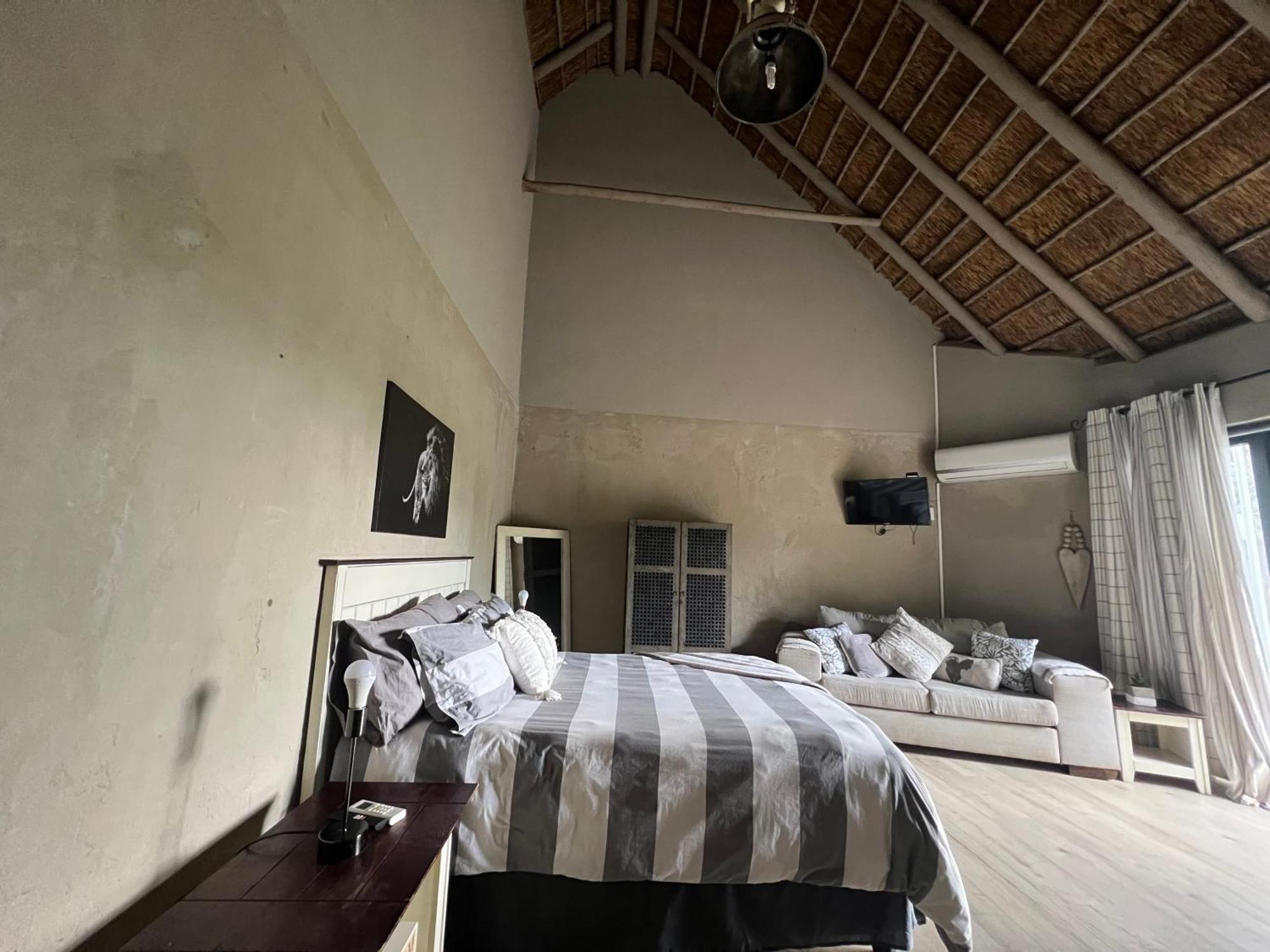 Simba Safaris African Pride Exotic Lodge Lephalale Zewnętrze zdjęcie