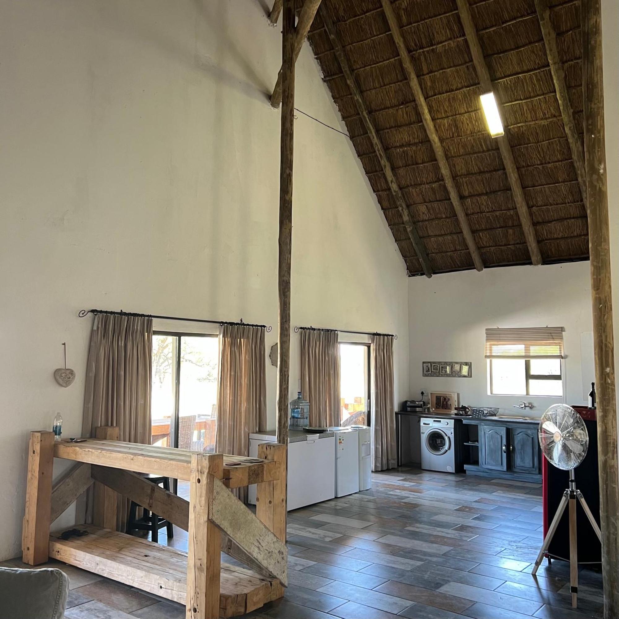 Simba Safaris African Pride Exotic Lodge Lephalale Zewnętrze zdjęcie